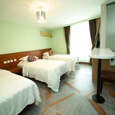 Ou Lu Business Hotel Qingdao Exterior foto