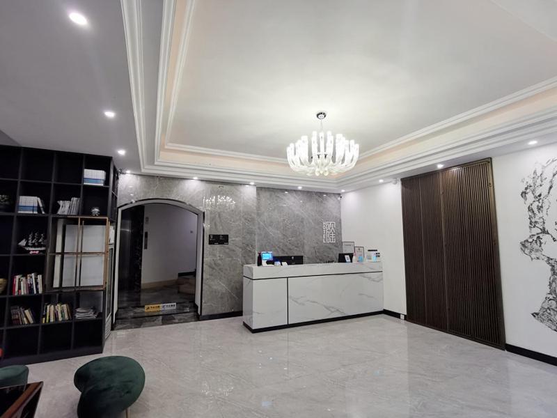 Ou Lu Business Hotel Qingdao Exterior foto