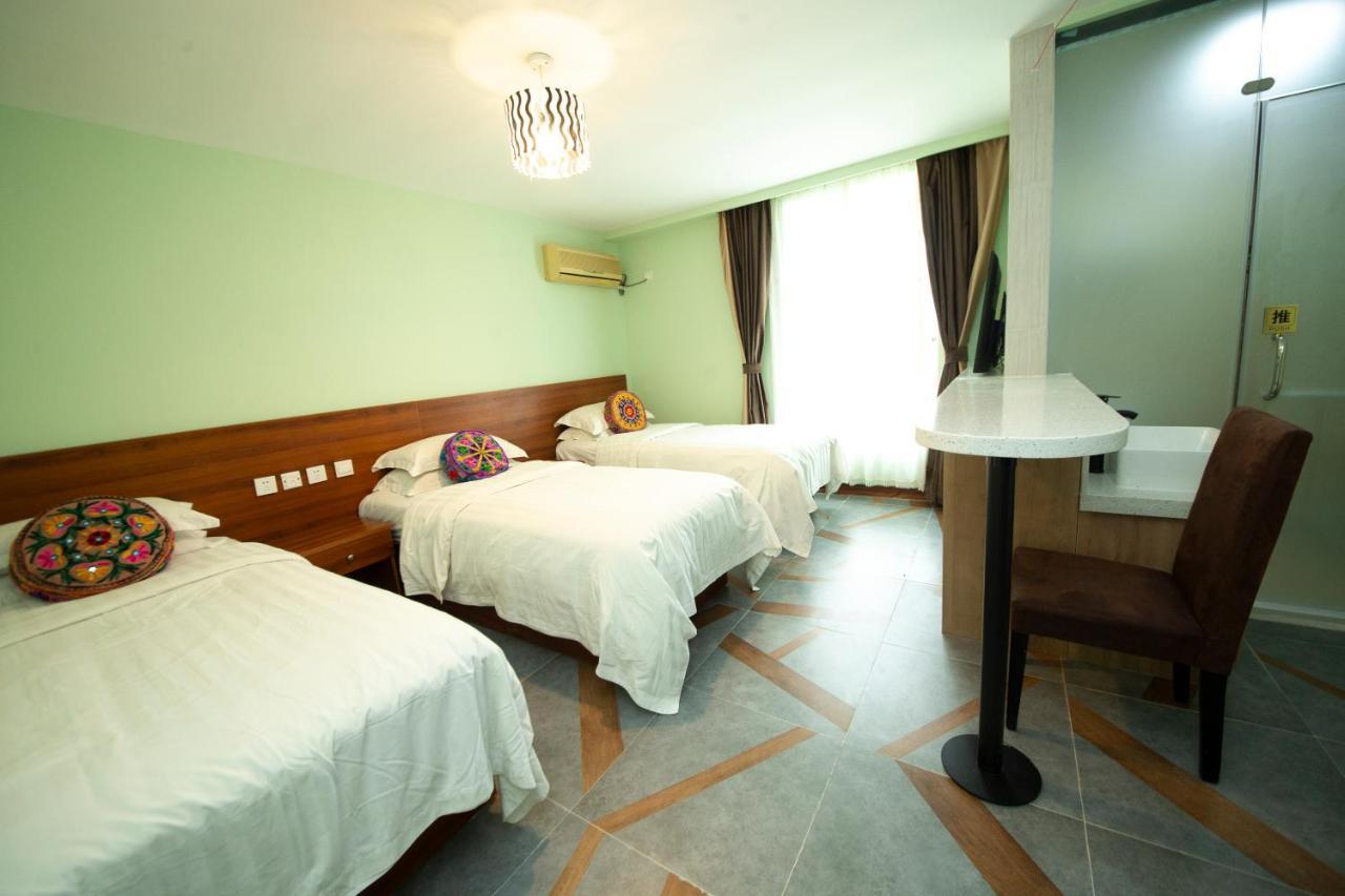 Ou Lu Business Hotel Qingdao Exterior foto